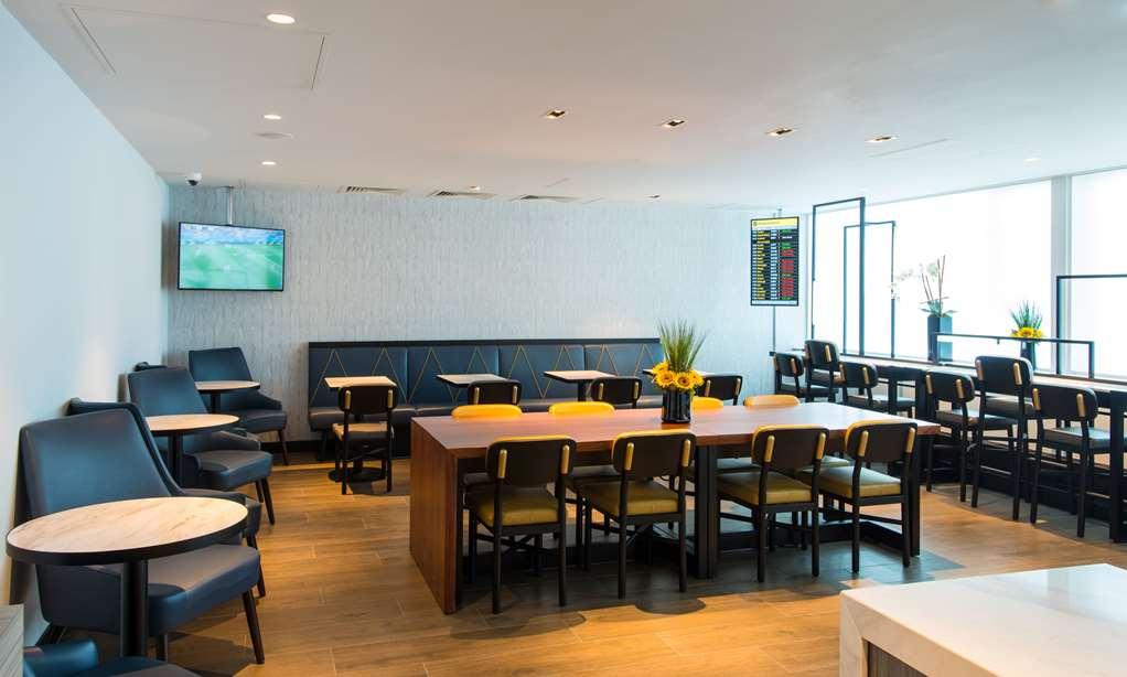 Aerotel London Heathrow Restaurant photo